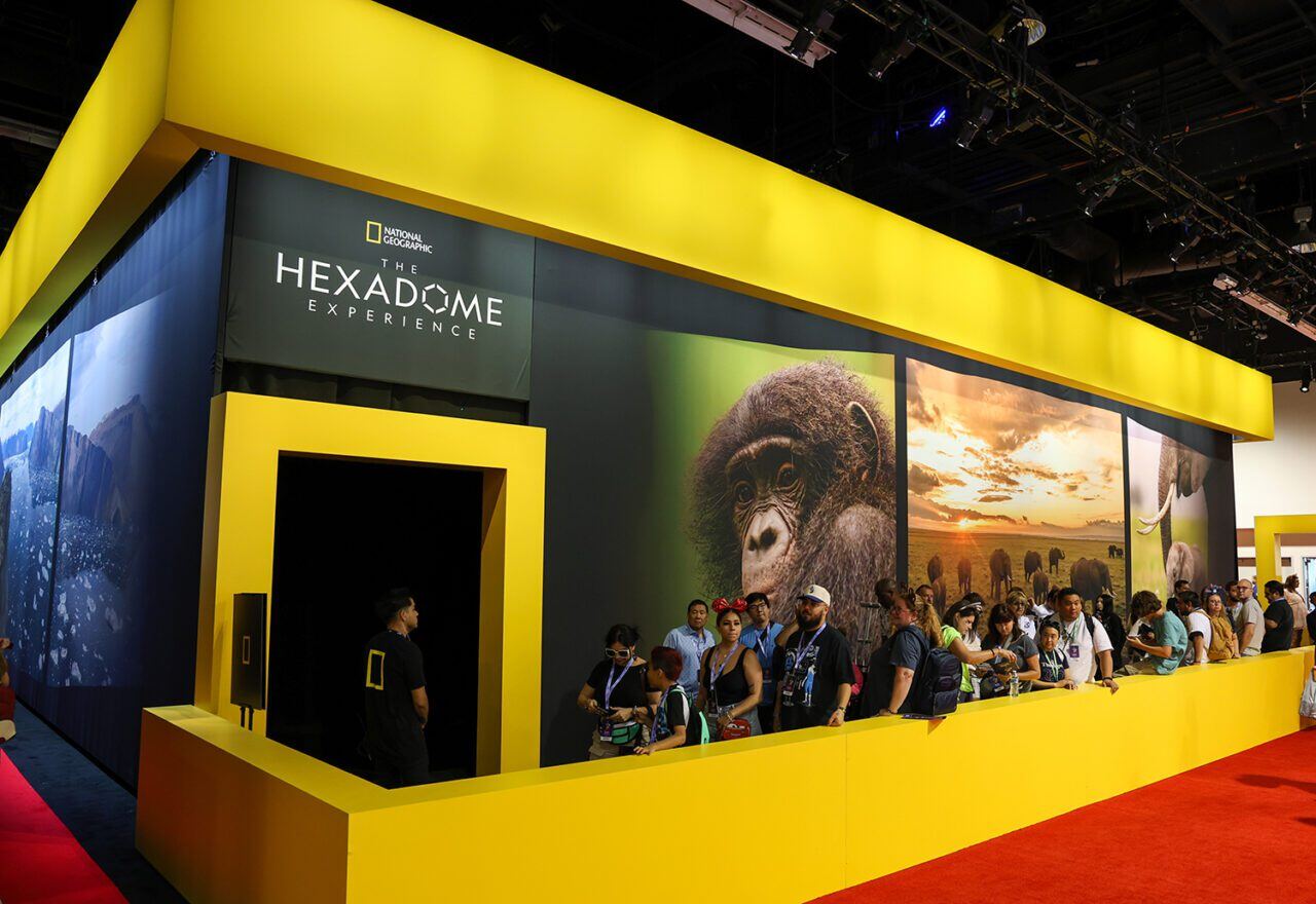 lc-d23hexadome0809-6credit-little-cinema-for-nat-geo